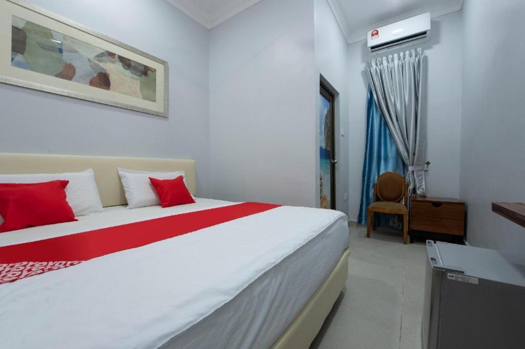 Oyo 90234 Sungai Rengit City Resort 2 Kampung Sungai Rengit Exterior photo