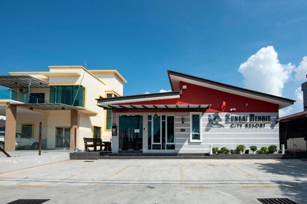 Oyo 90234 Sungai Rengit City Resort 2 Kampung Sungai Rengit Exterior photo